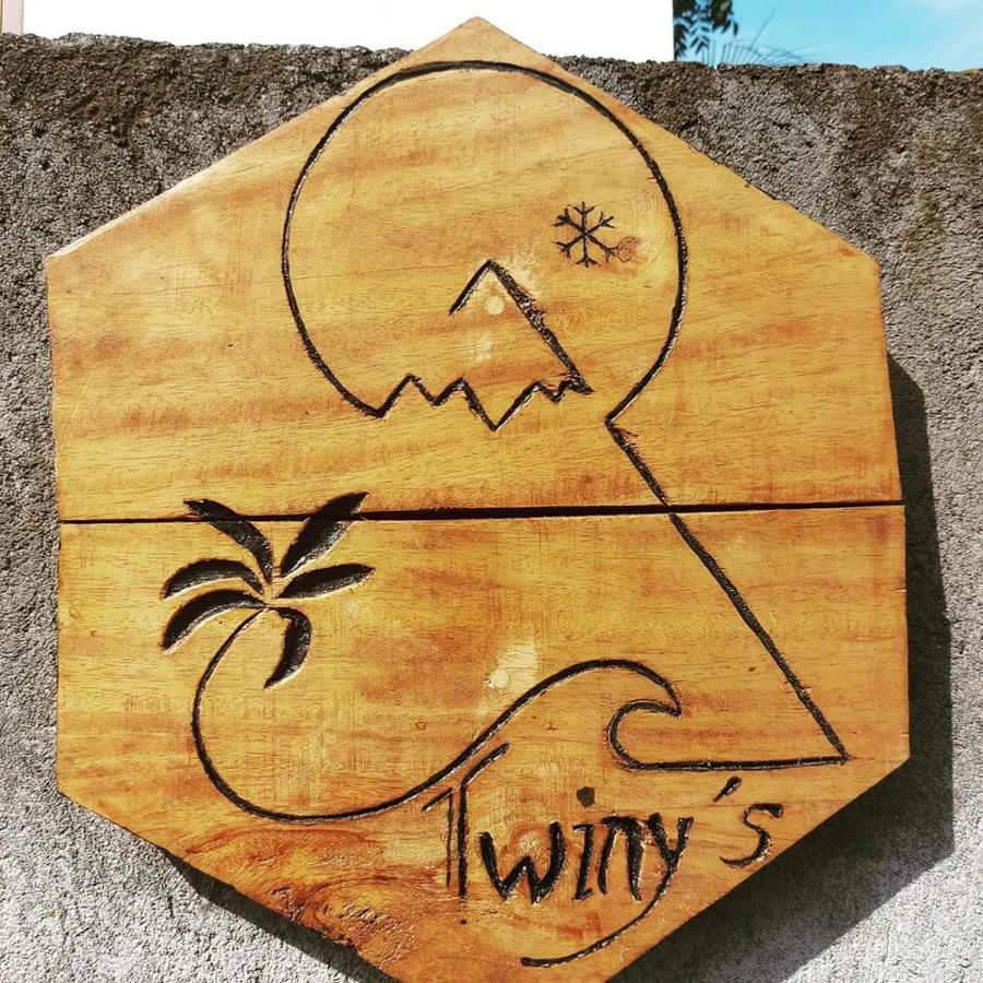 Twiny'S Hotel Kuta  Ngoại thất bức ảnh