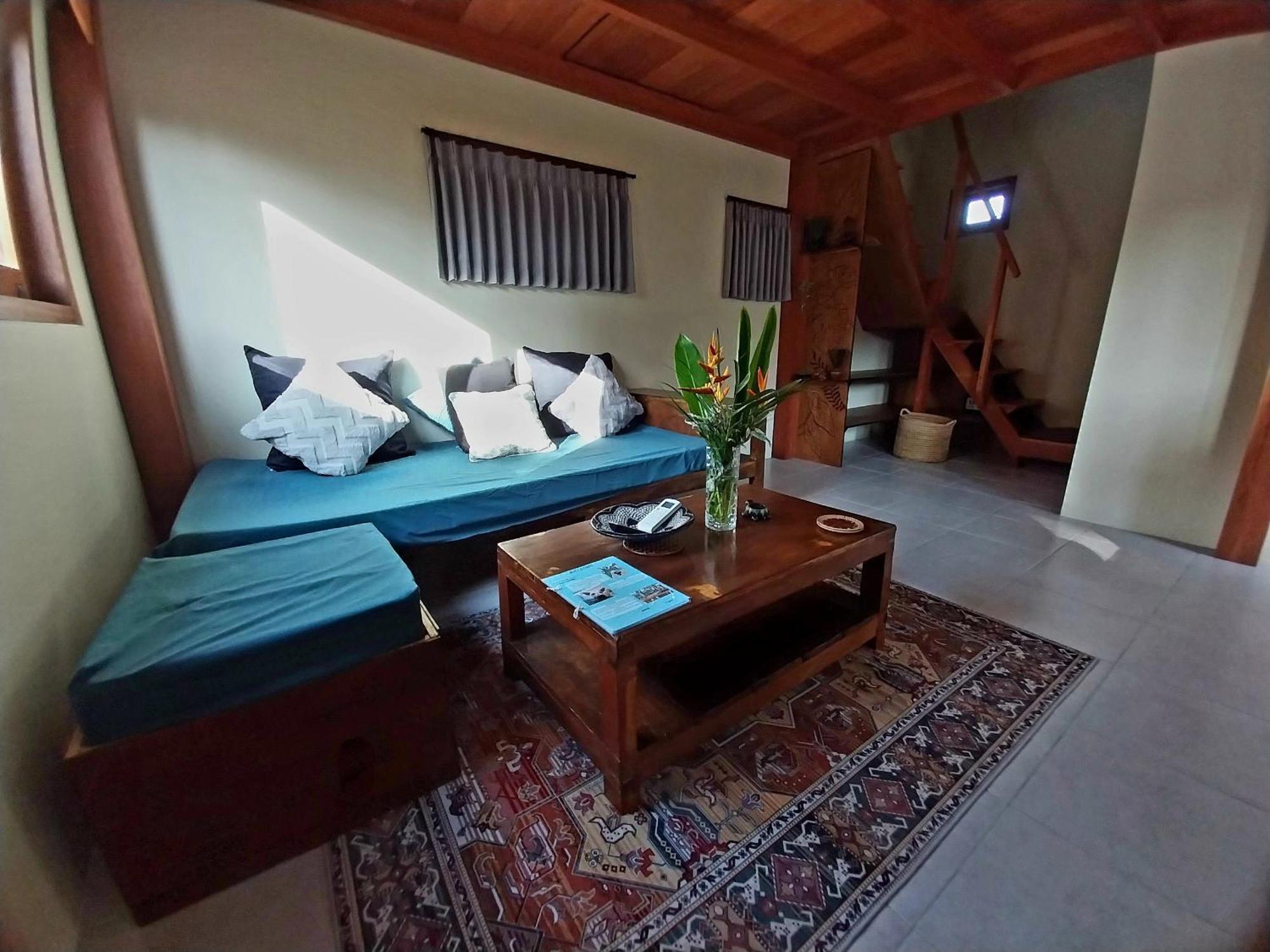 Twiny'S Hotel Kuta  Ngoại thất bức ảnh